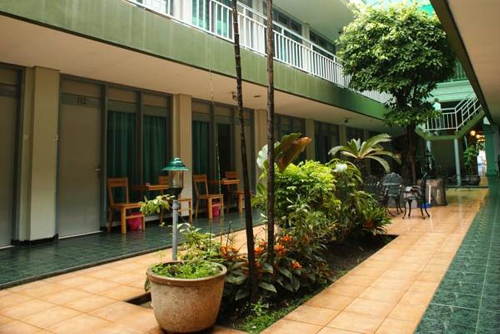 Hotel Trio Solo Exterior foto